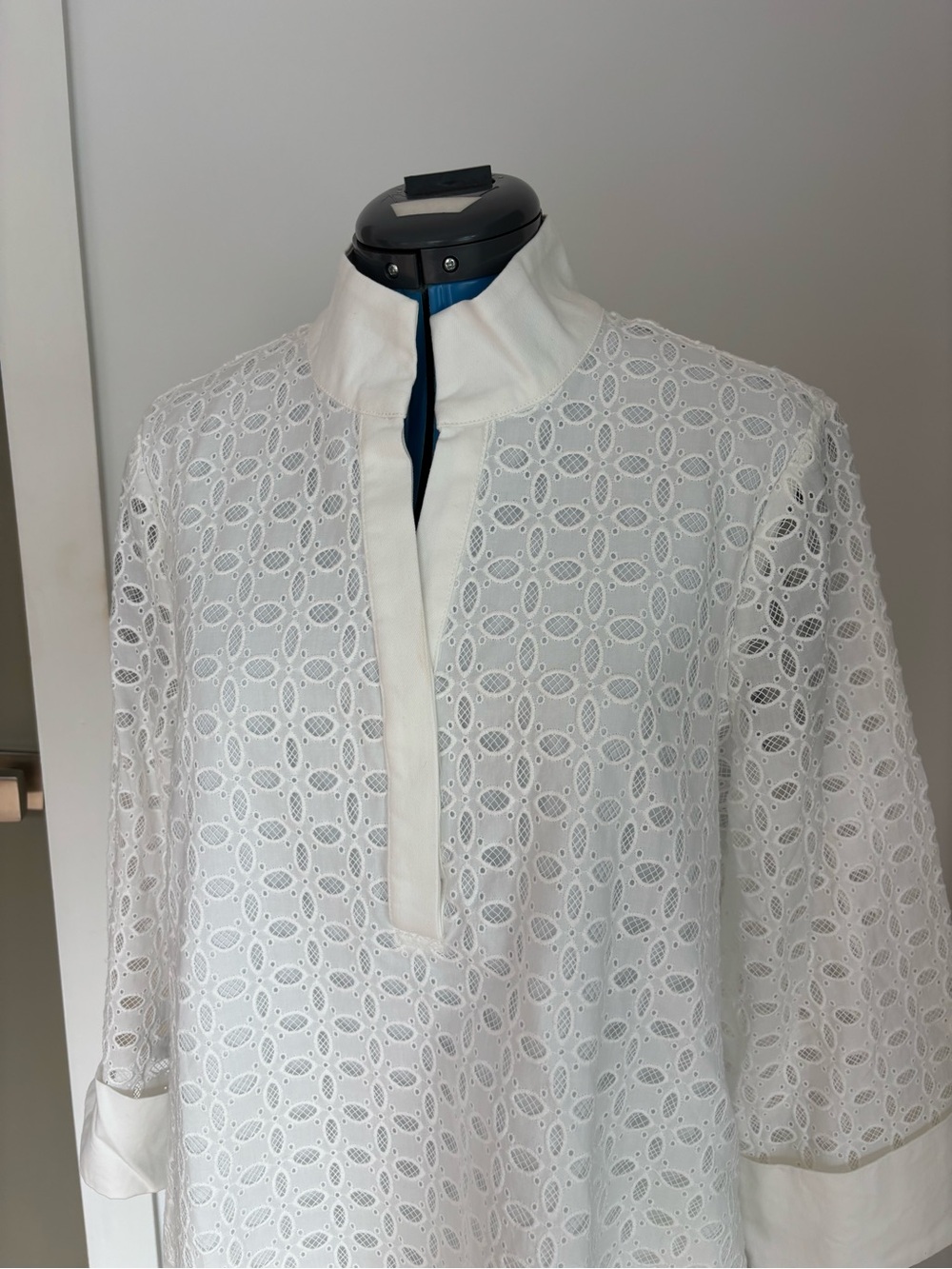 Tuckernuck Megan White Eyelet Shift Dress M N - Picture 6 of 14